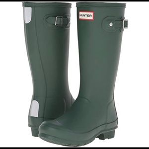 Hunter boots size 1 boys